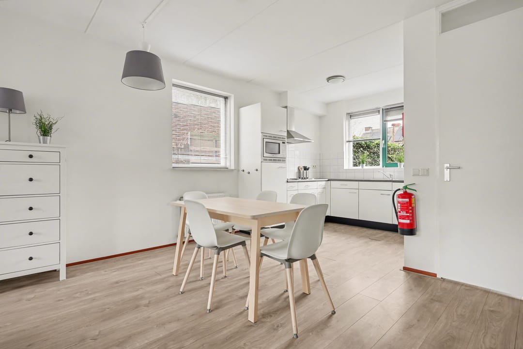 Photo 13 of Amerstraat 40
