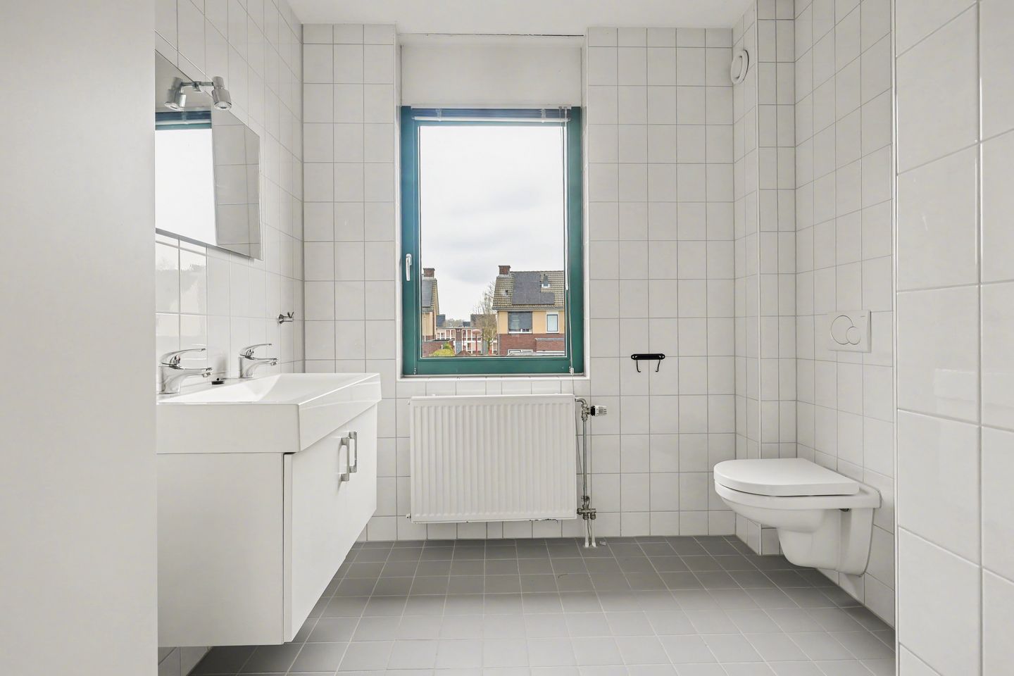 Photo 25 of Amerstraat 40