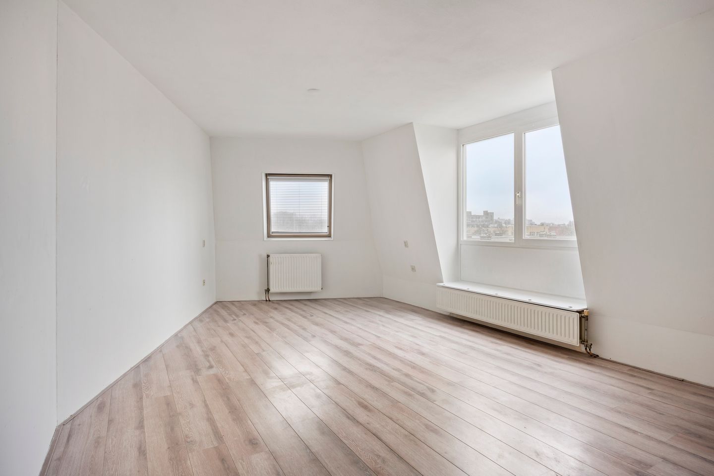 Foto 10 van Rose-Spoorstraat 16