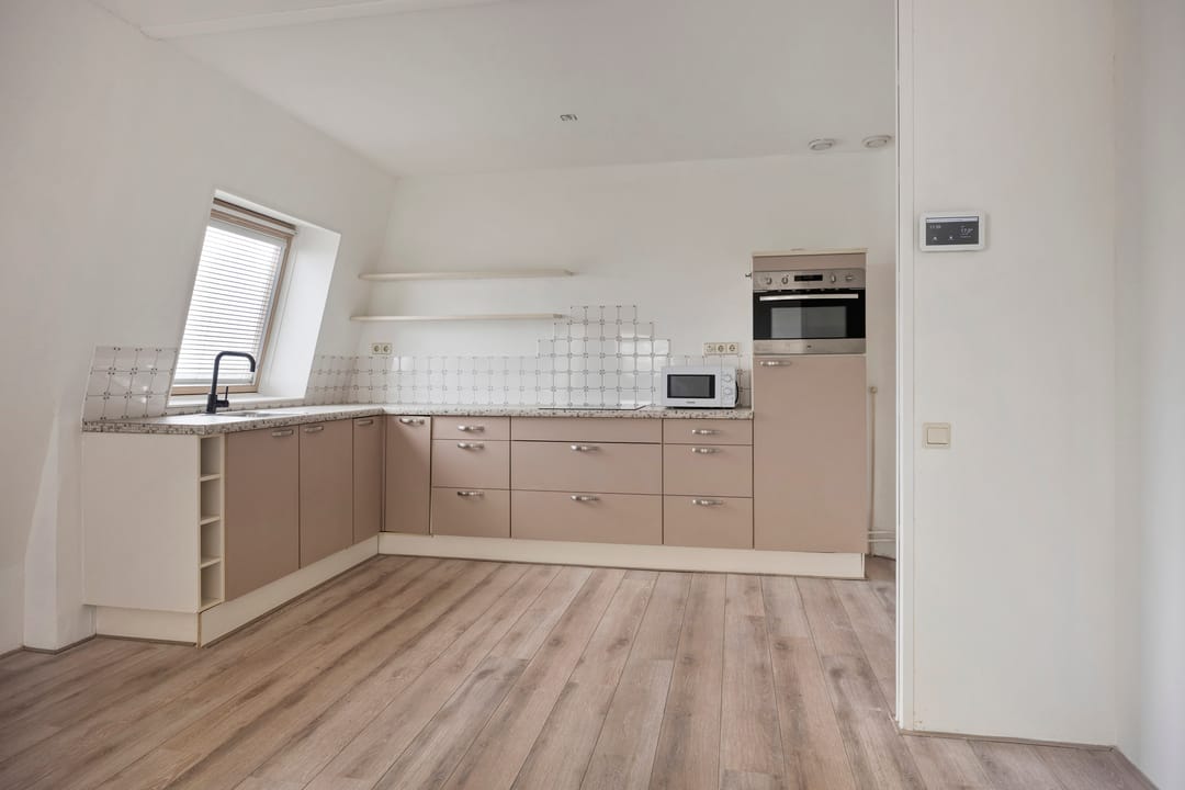 Foto 2 van Rose-Spoorstraat 16