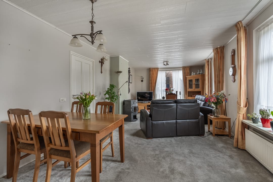 Foto 8 van Voorstraat 47