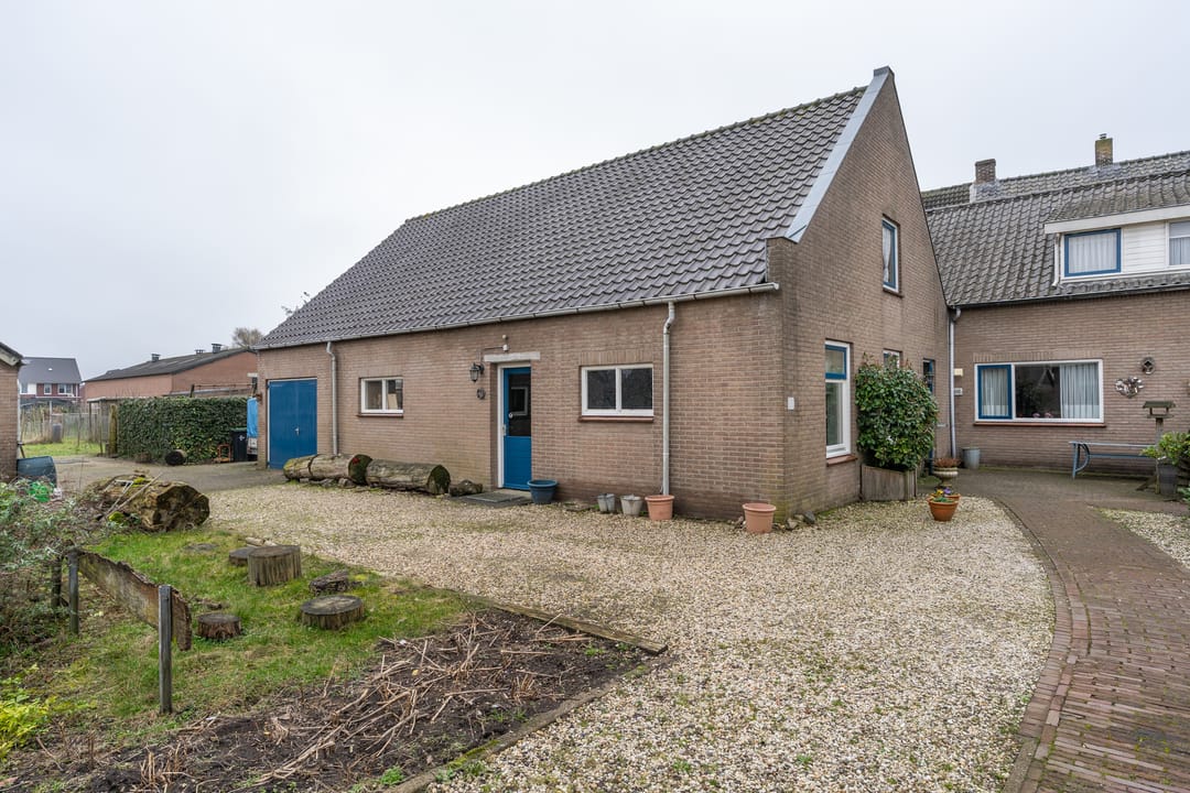 Foto 28 van Voorstraat 47