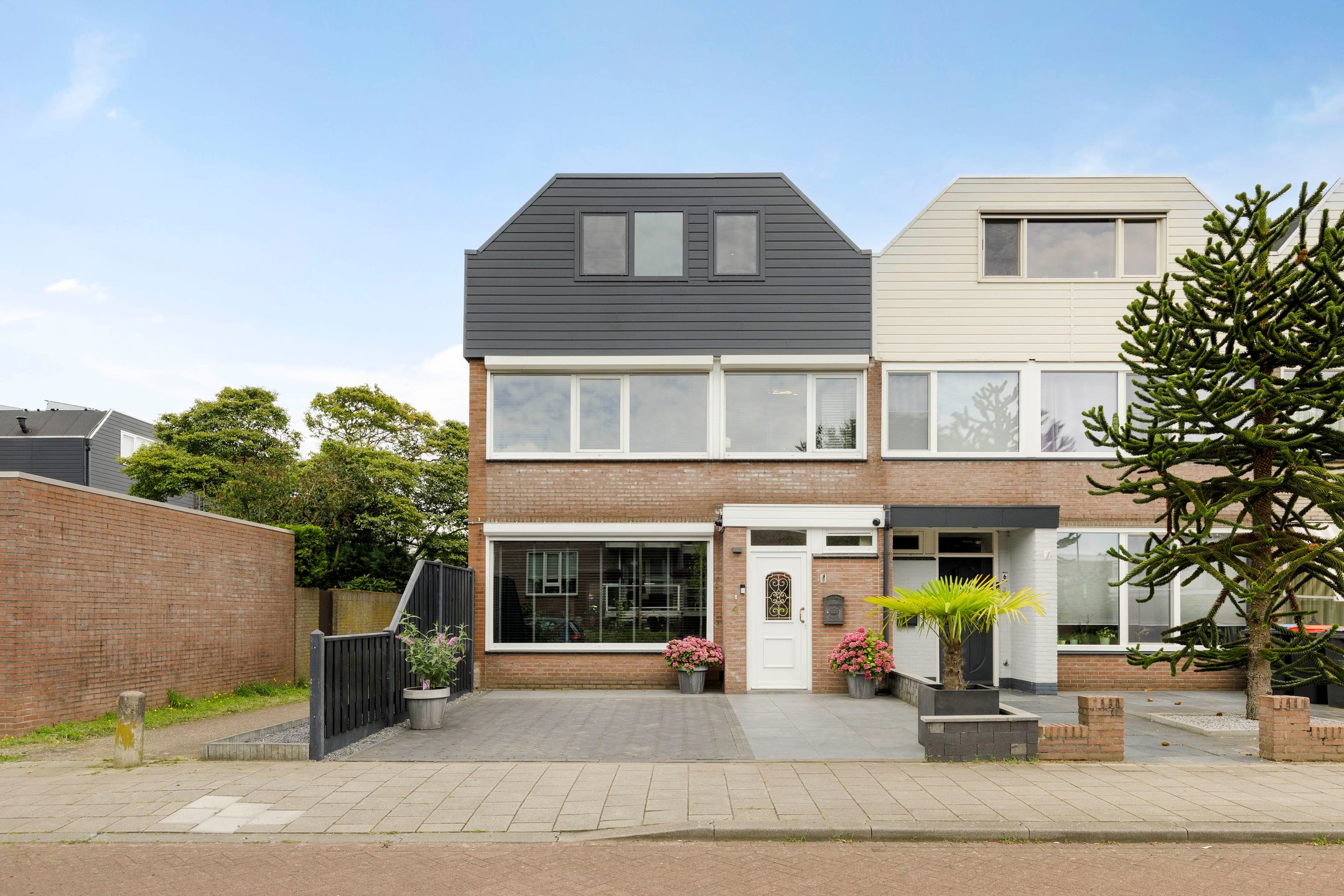 Photo 42 of Hendrik Chabotstraat 4