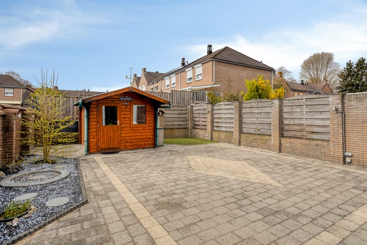 Photo 3 of Veldstraat 49