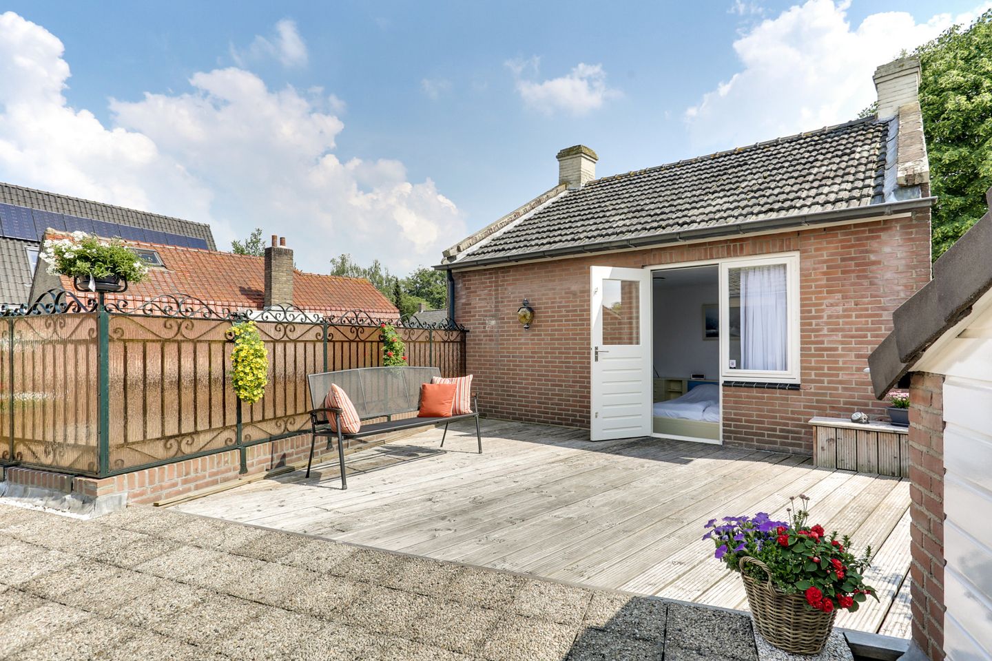 View photo 3 of Tilburgseweg 6