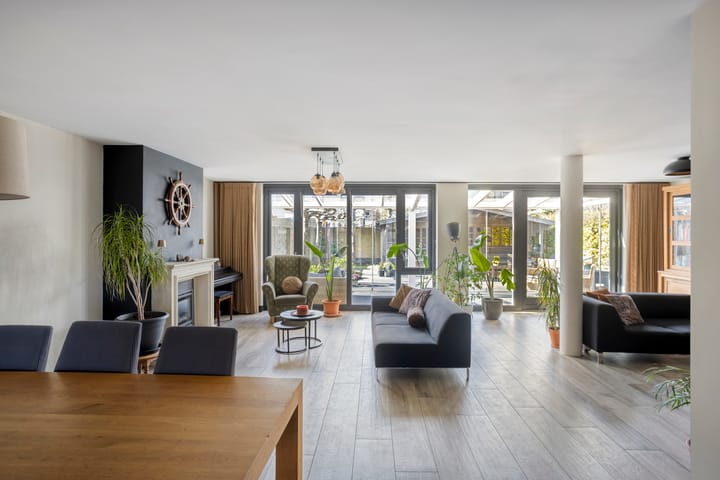 Photo 2 of Zeewinde 12