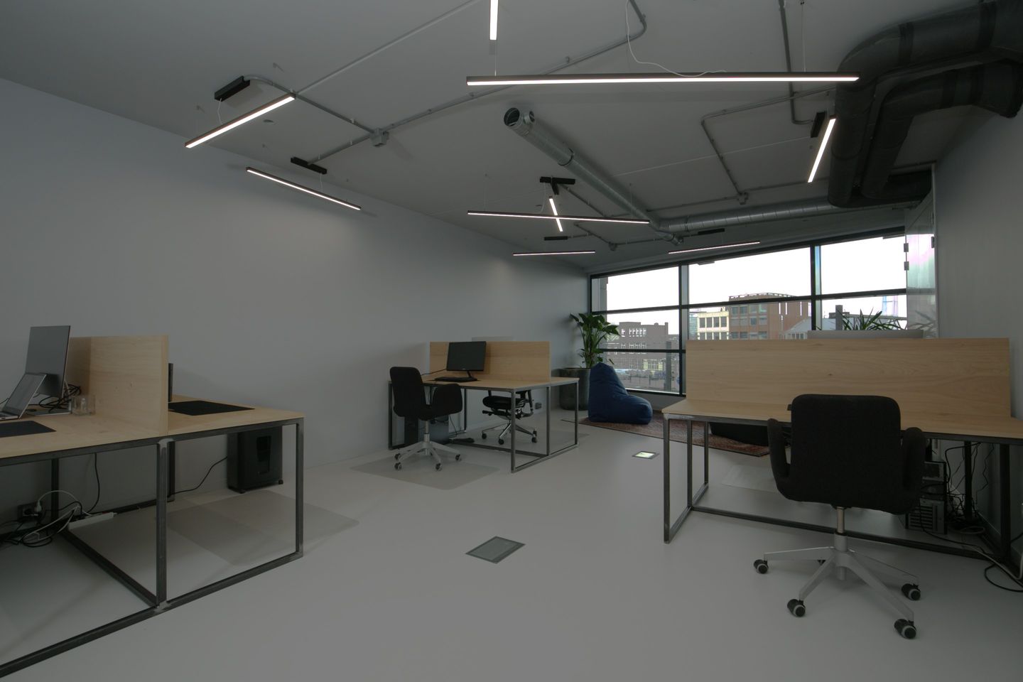 View photo 4 of Willem Frederik Hermansstraat 99