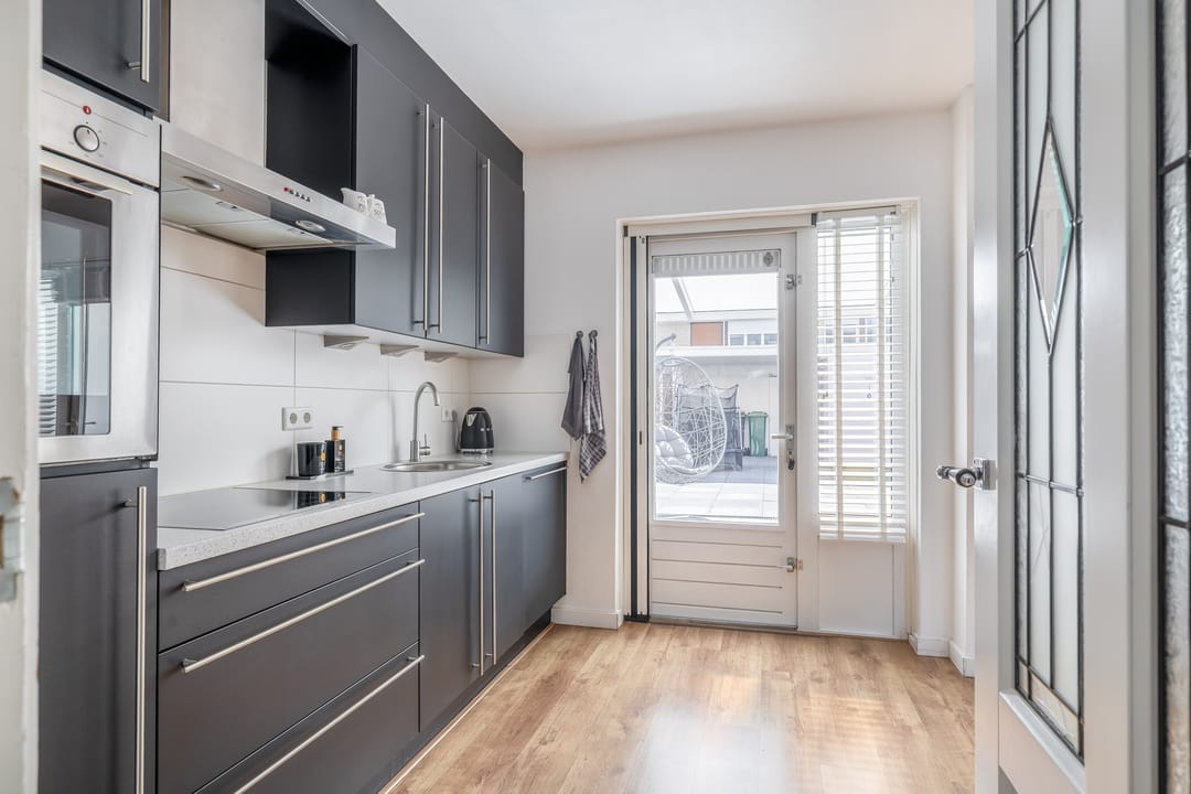 Photo 8 of Kraanvogelstraat 35