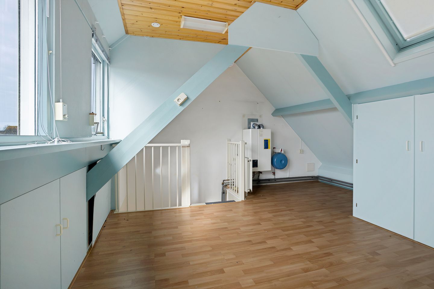 Photo 25 of Engelakker 10