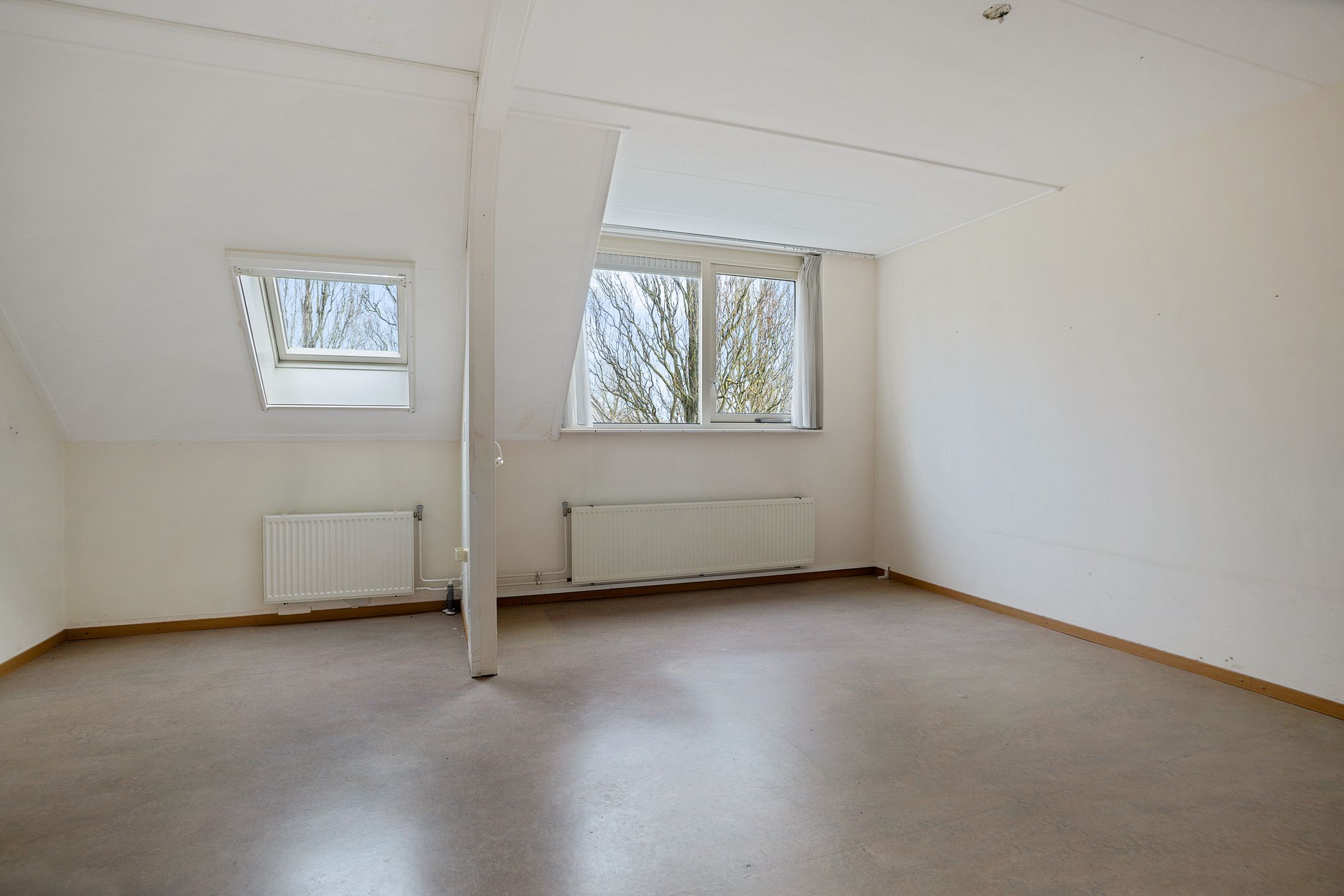 Photo 15 of Engelakker 10