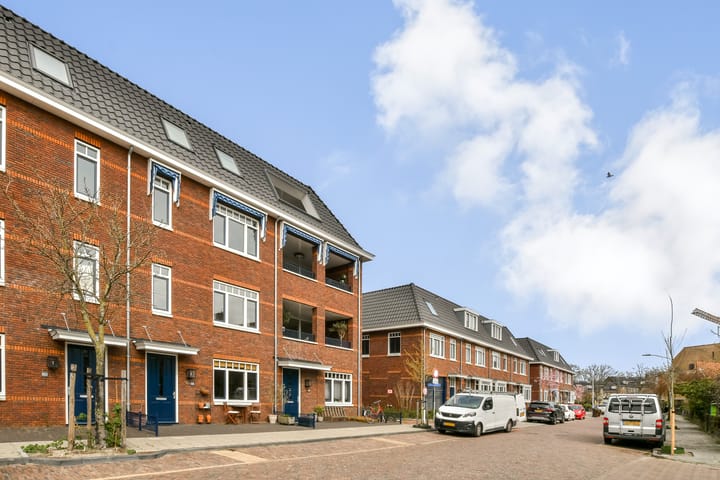 Foto 2 van Bloemistenlaan 59