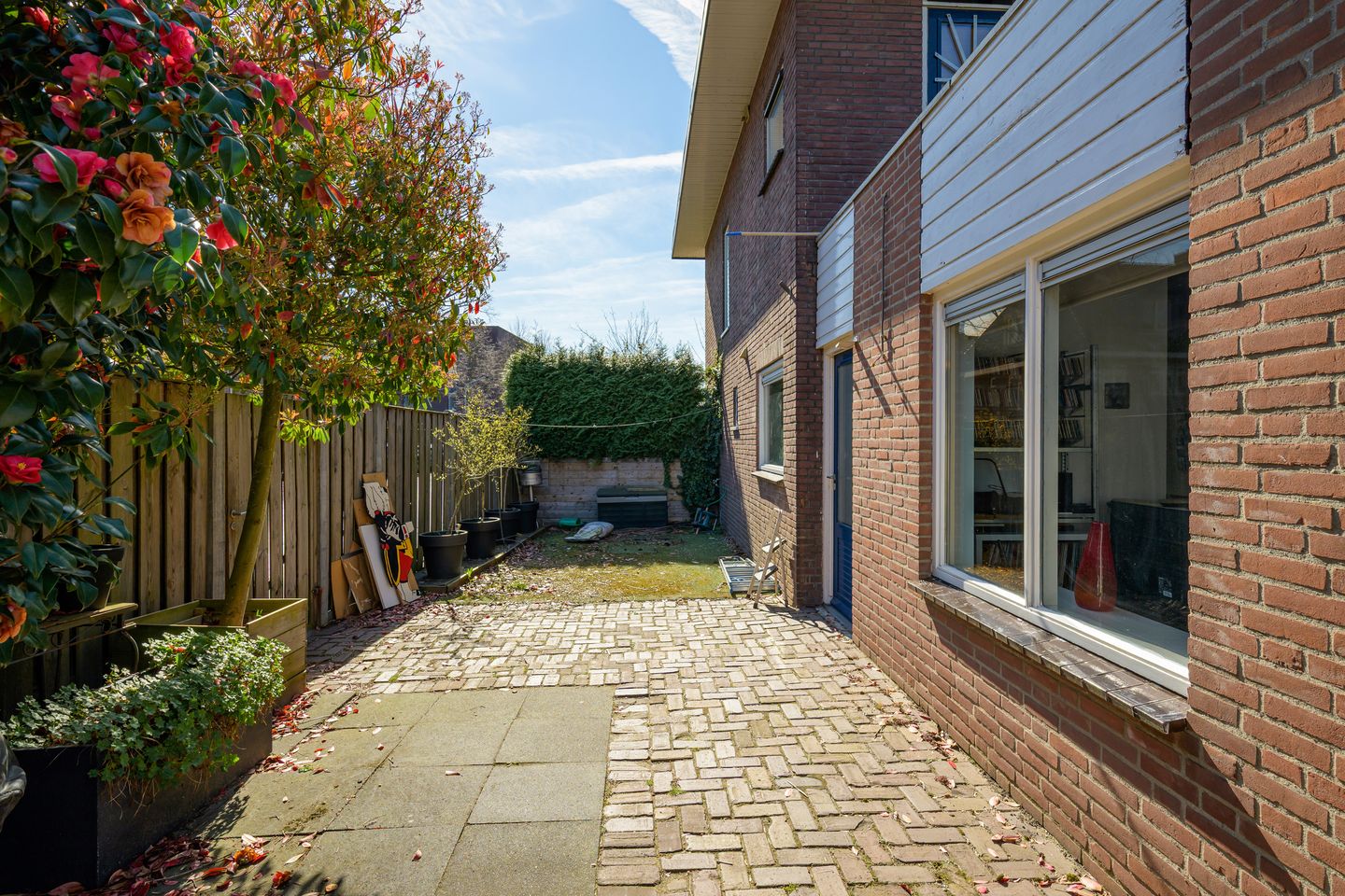 Spacious corner home with character elements in popular Boeimeer neighborhood — 26