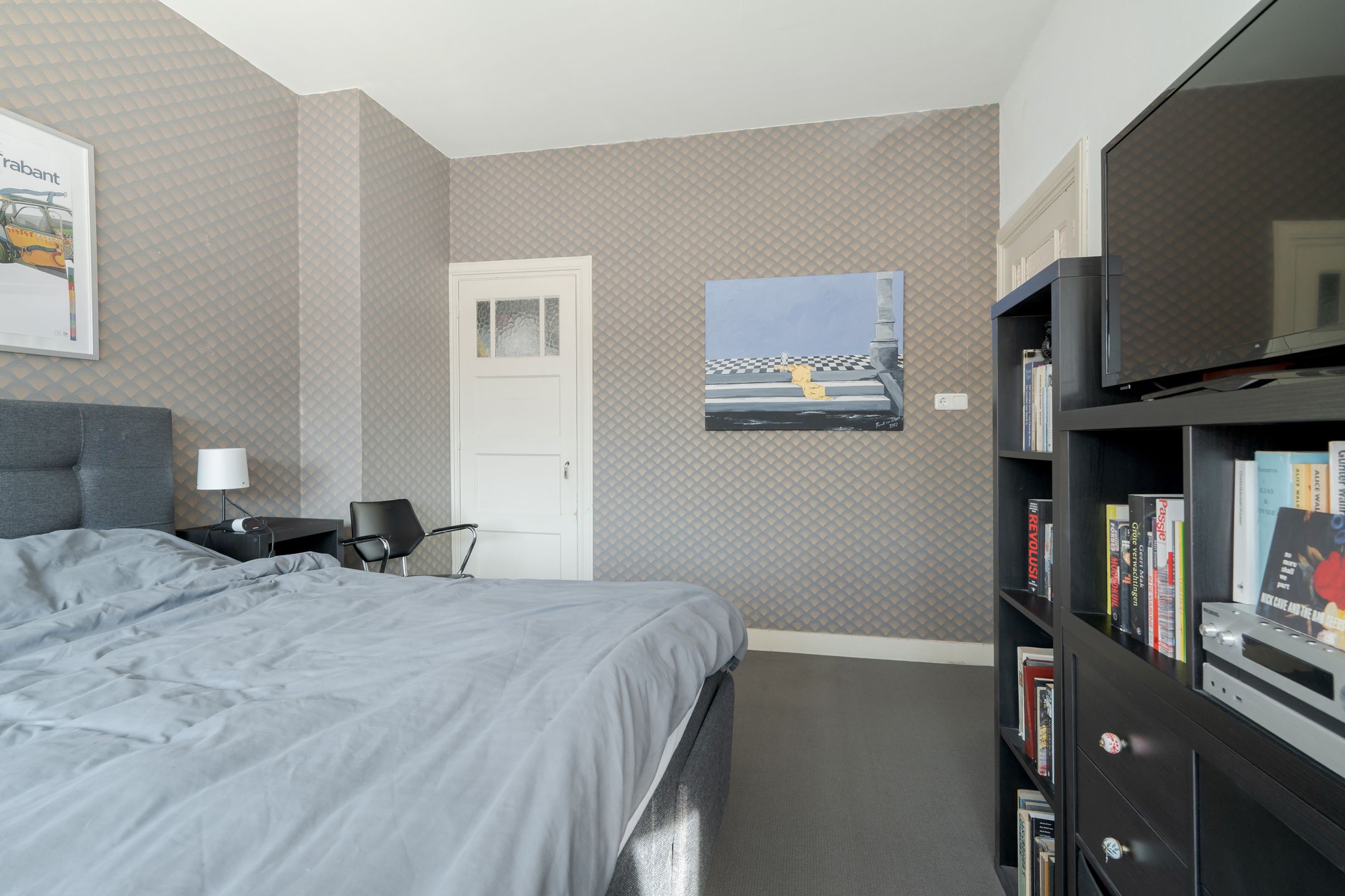 Spacious corner home with character elements in popular Boeimeer neighborhood — 34