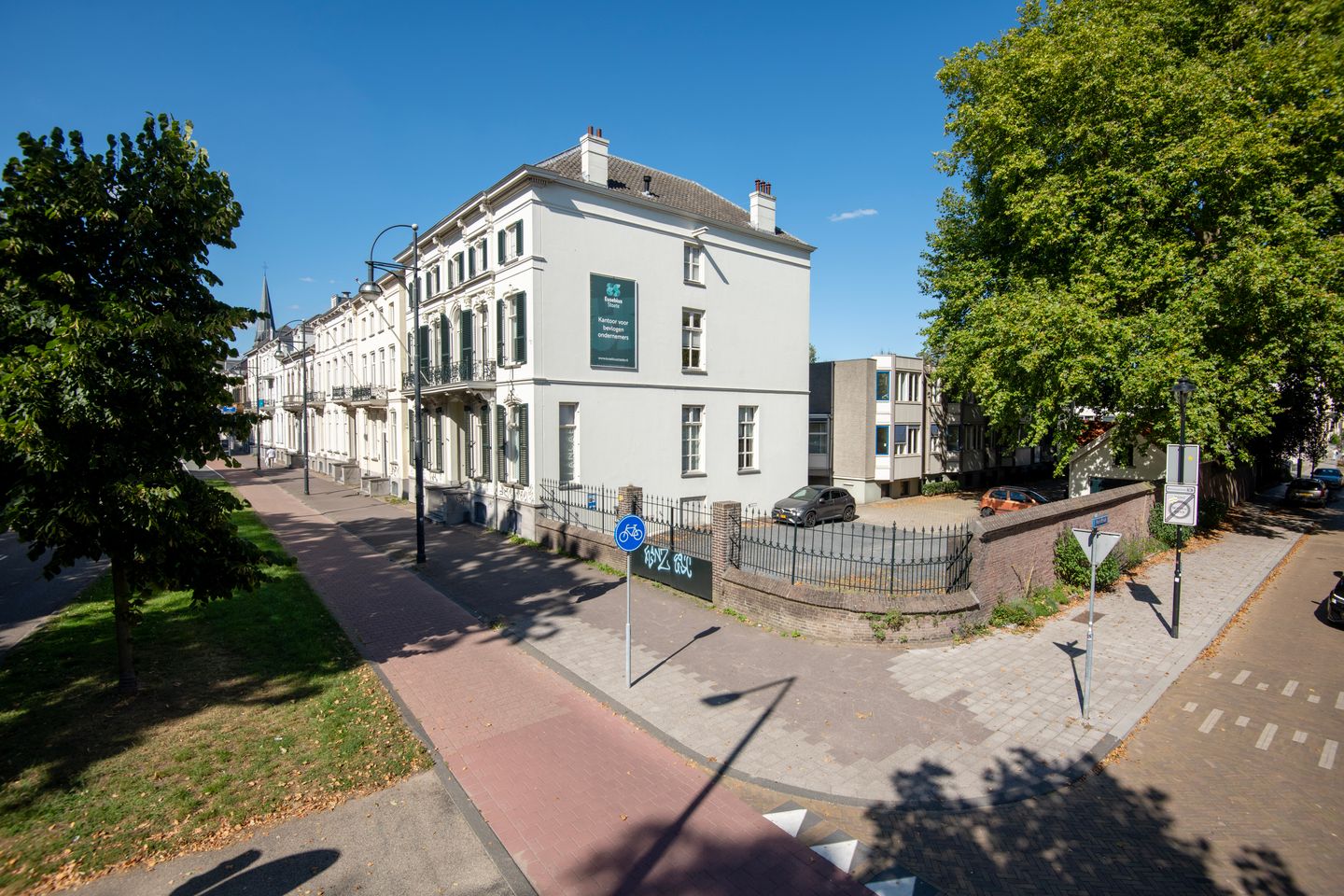 Bekijk foto 3 van Eusebiusbuitensingel 7-8004