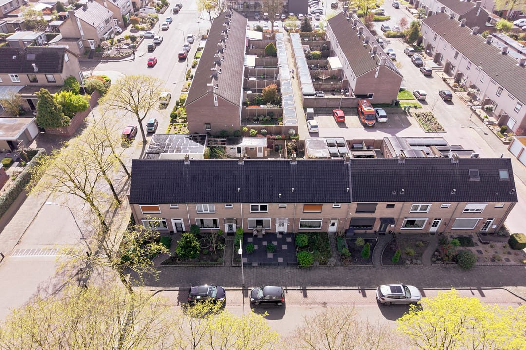 Photo 26 of Frederik Hendrikstraat 17