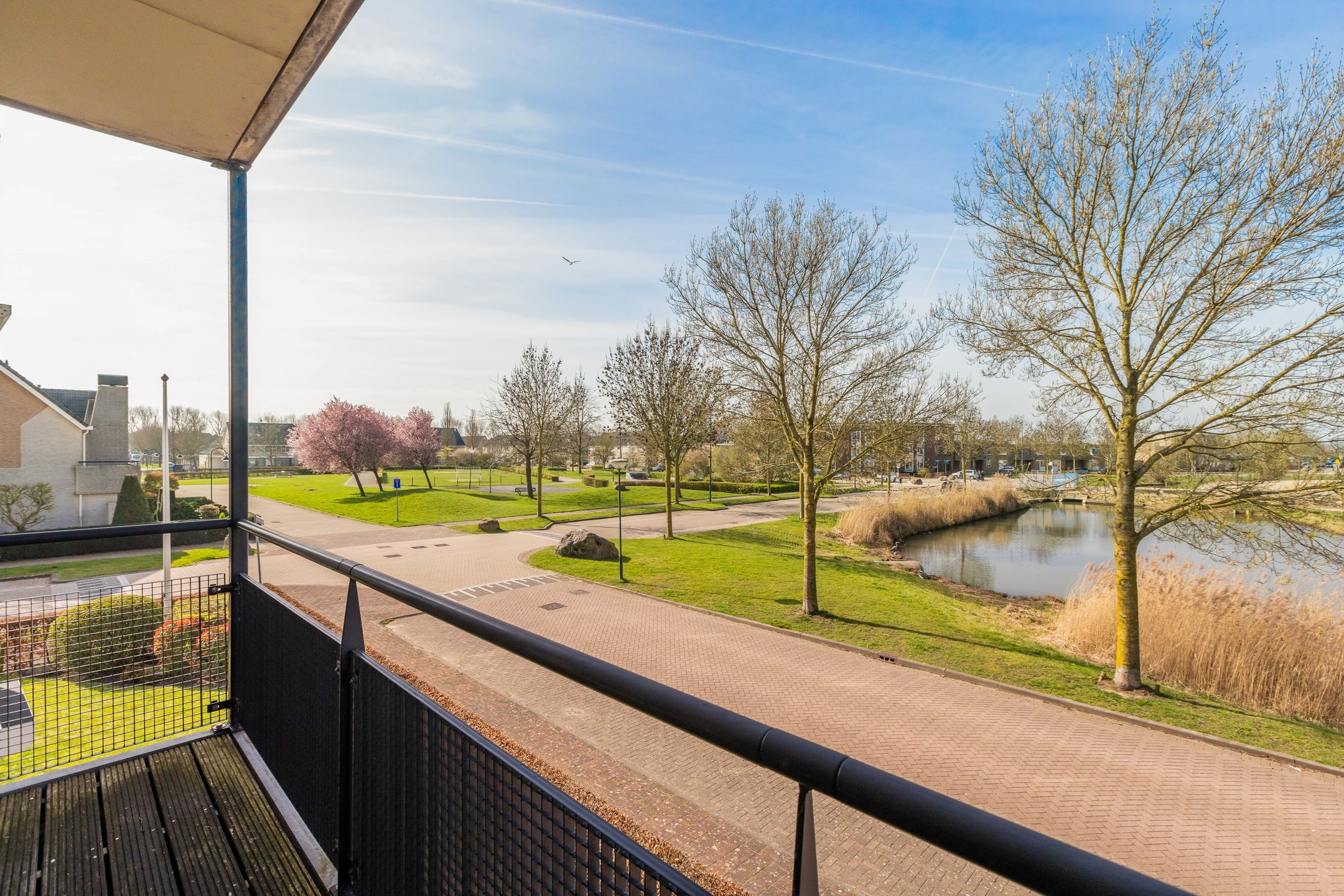 Photo 15 of Ossenwaard 32