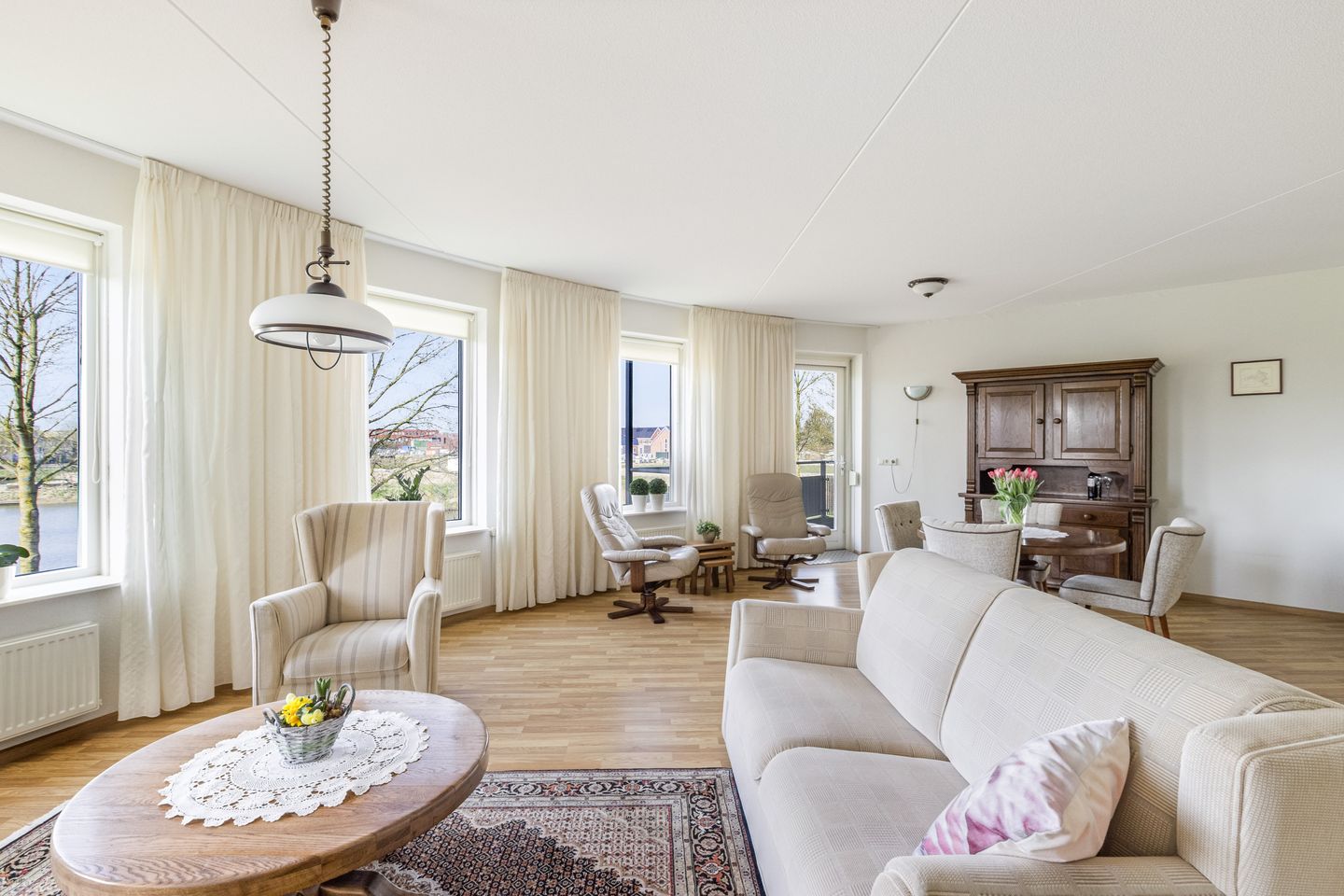 Photo 10 of Ossenwaard 32