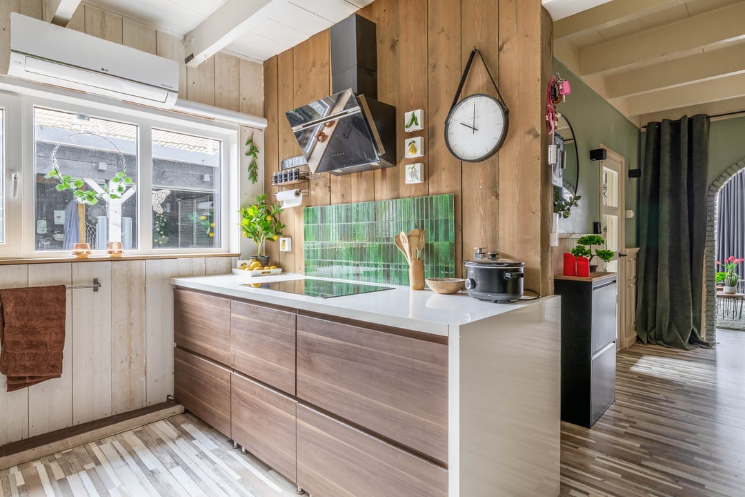 Photo 26 of Noordeinde 36