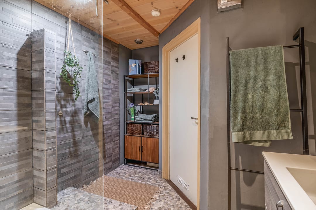 Photo 32 of Noordeinde 36