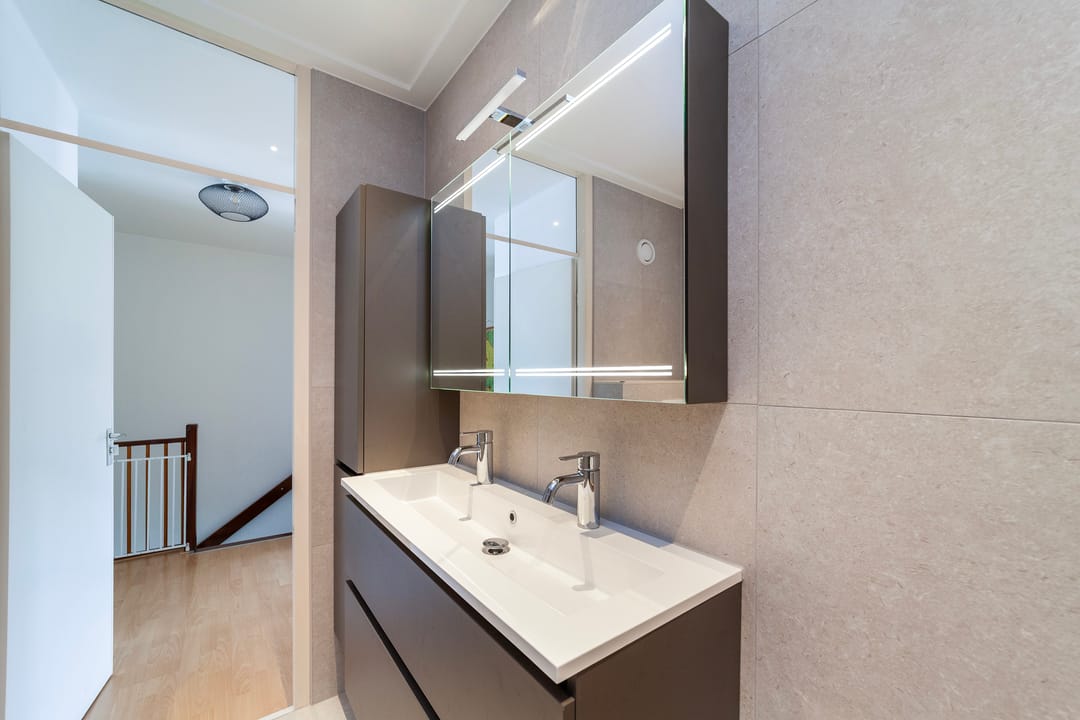 Spacious Maisonnette Apartment with Three Bedrooms Near Scheveningen Beach — 35