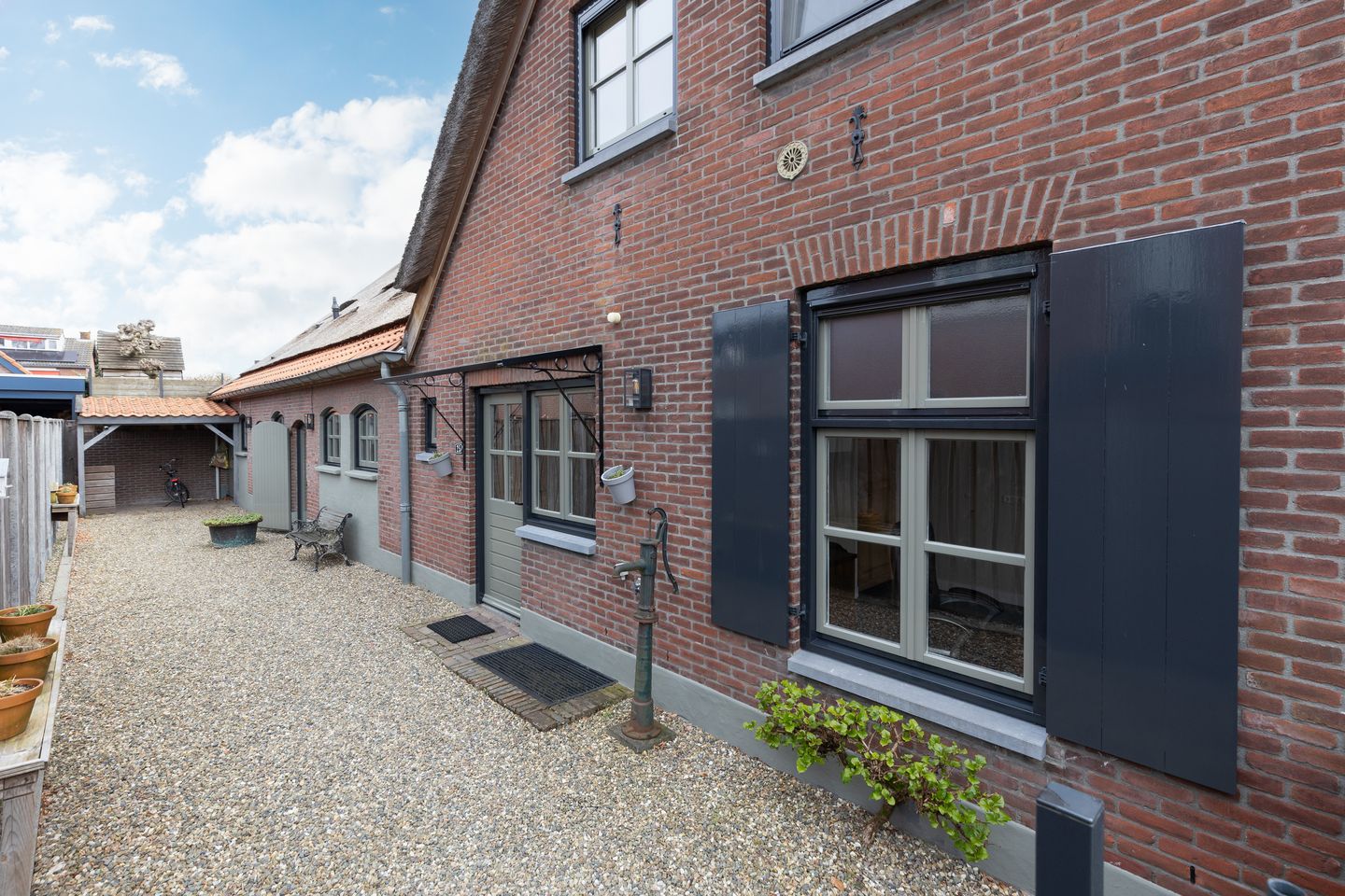 Foto 14 van Driezeeg 25