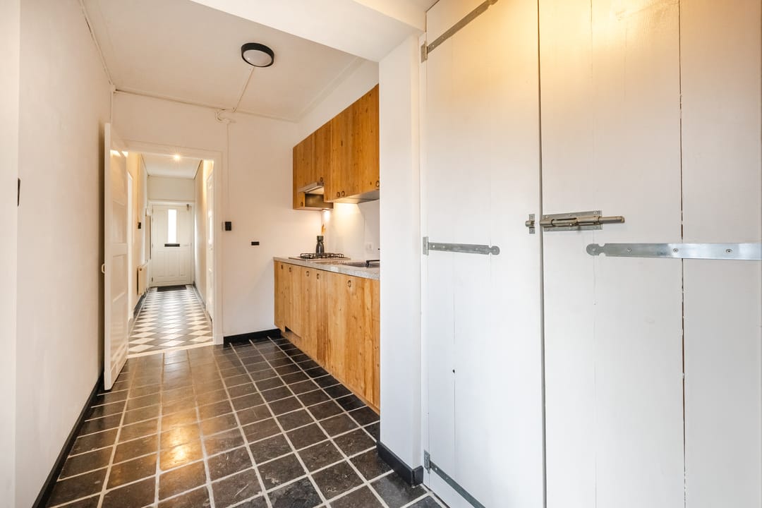 Foto 16 van Frederik Hendrikstraat 19