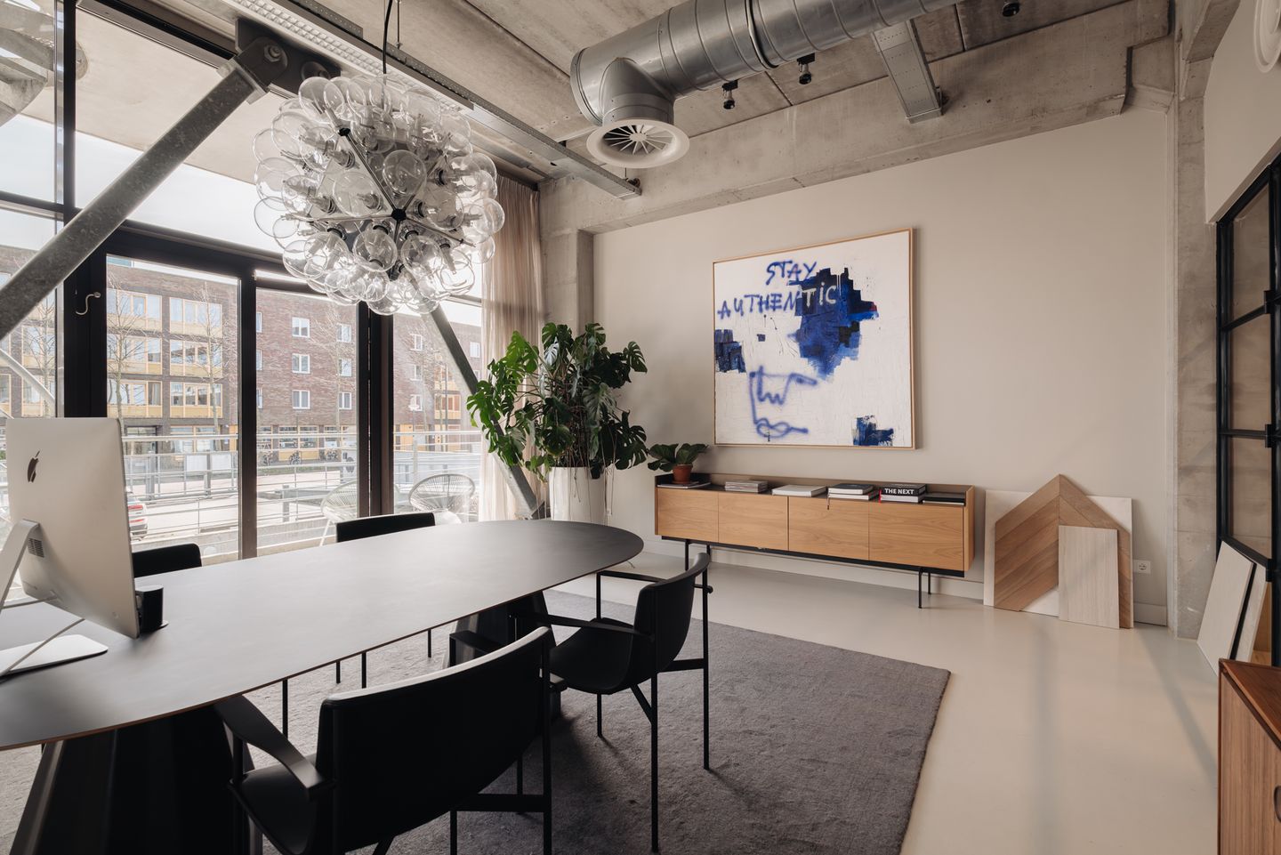 View photo 4 of Pedro de Medinalaan 11