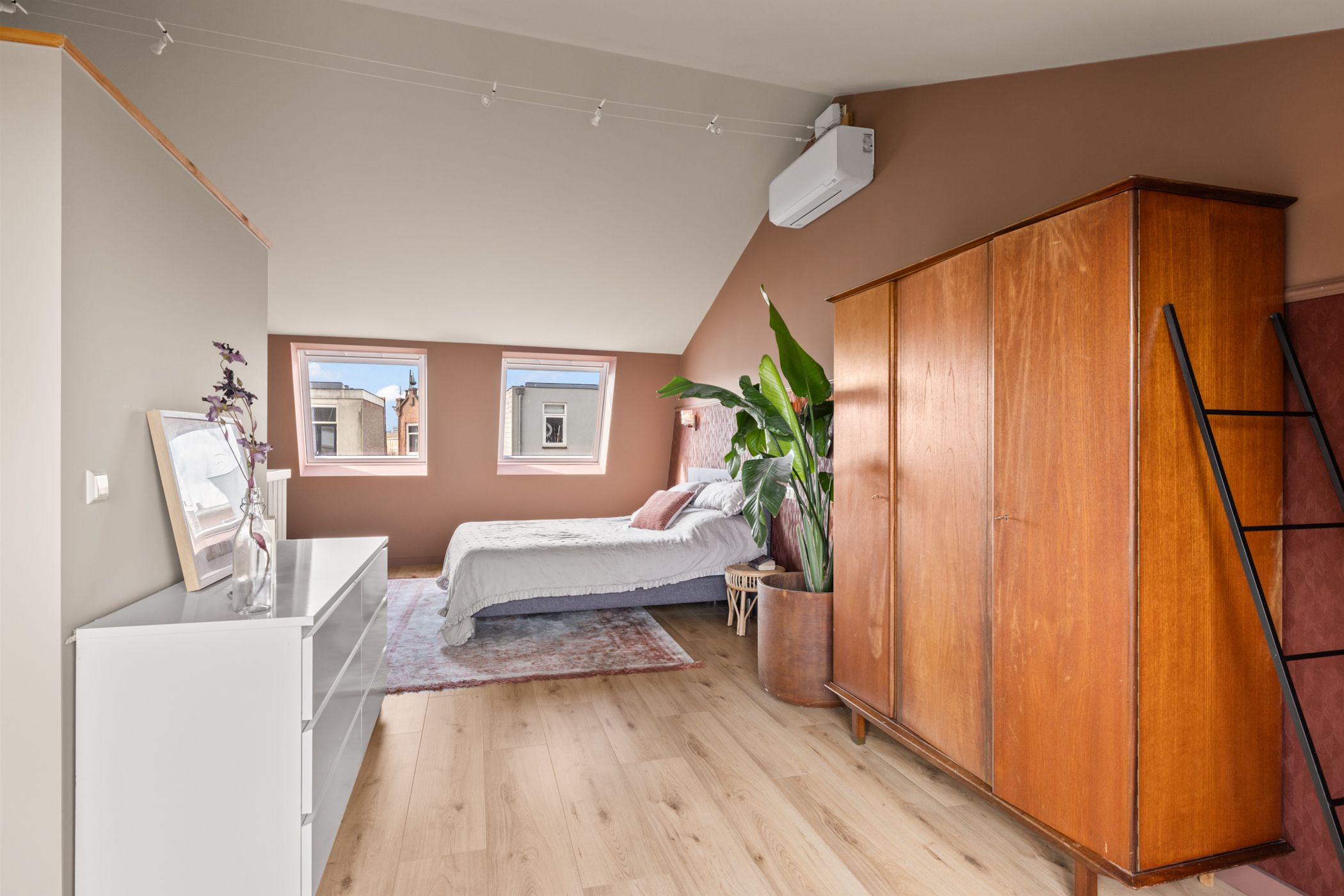 Foto 42 van Cremerstraat 60