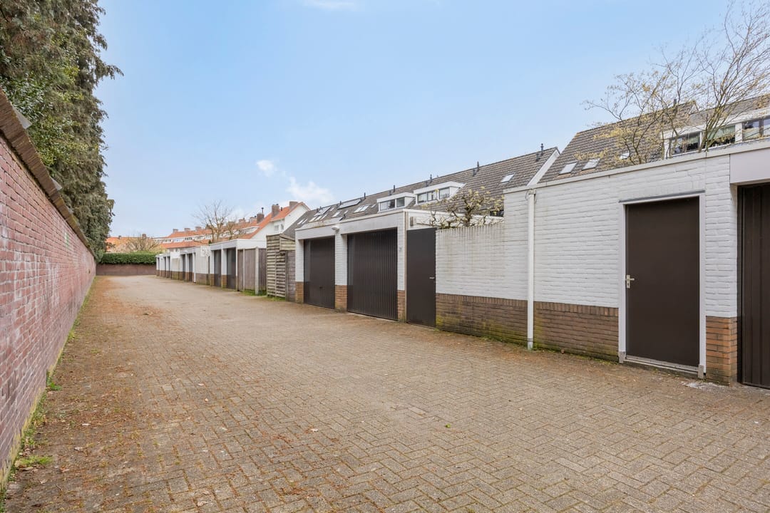 Foto 31 van Burghstraat 40