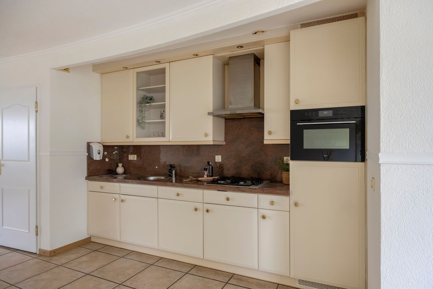 Foto 10 van Burghstraat 40