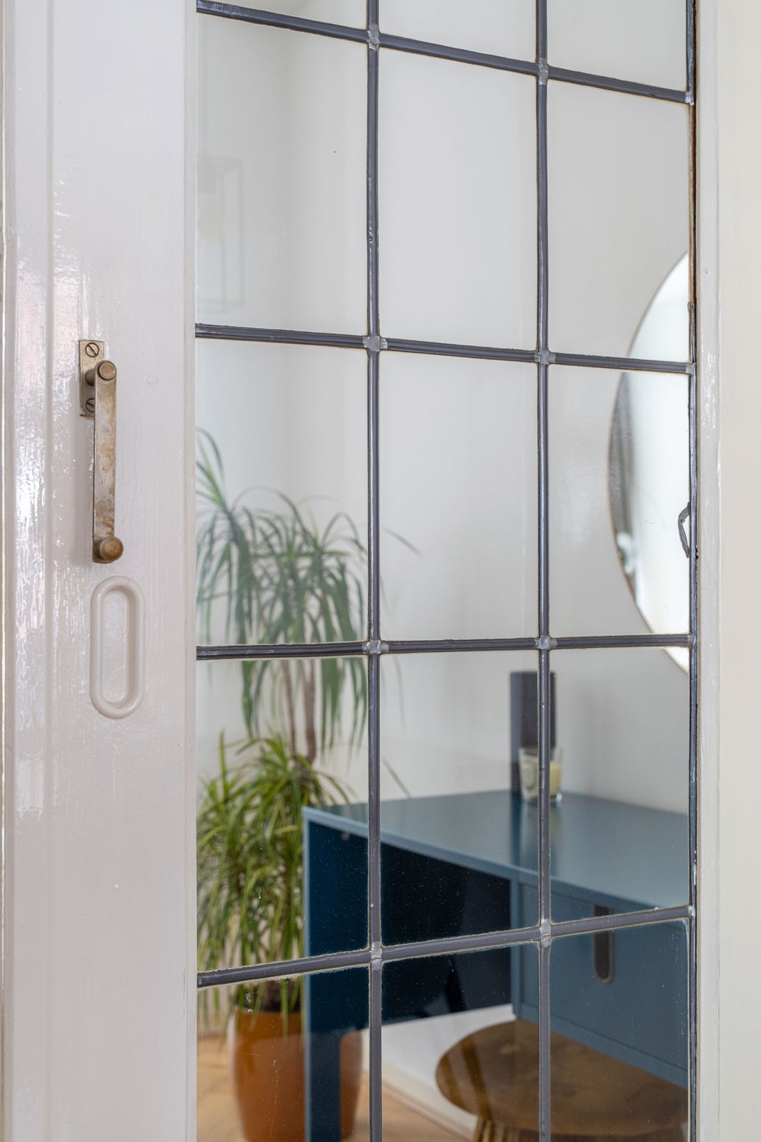 Charming Ground Floor Apartment with Deep Garden in Agniesebuurt — 36
