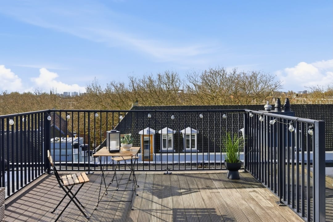 Photo 2 of Frederik Hendrikplantsoen 11-E