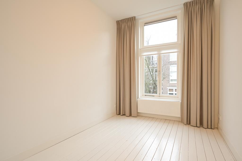 Photo 26 of Voltastraat 44