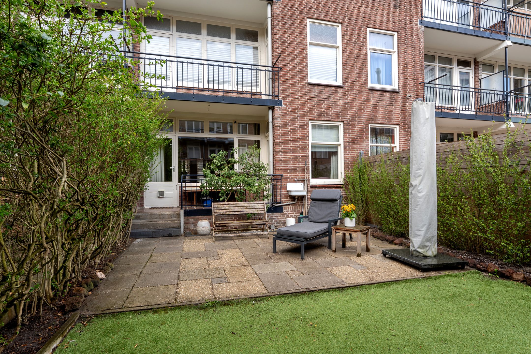 Charming Ground Floor Apartment with Deep Garden in Agniesebuurt — 23