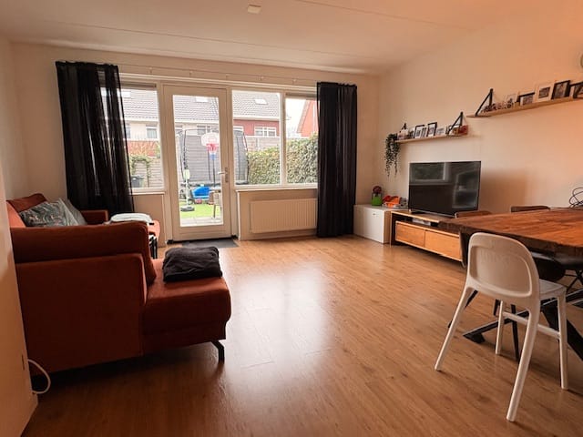 Foto 7 van Knelisroos 32