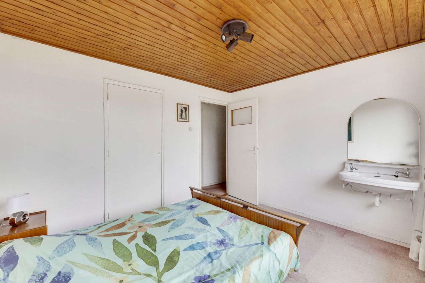 Spacious semi-detached house with garage and four bedrooms in Veldhoven — 30
