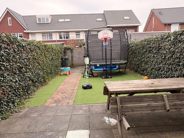 Foto 15 van Knelisroos 32