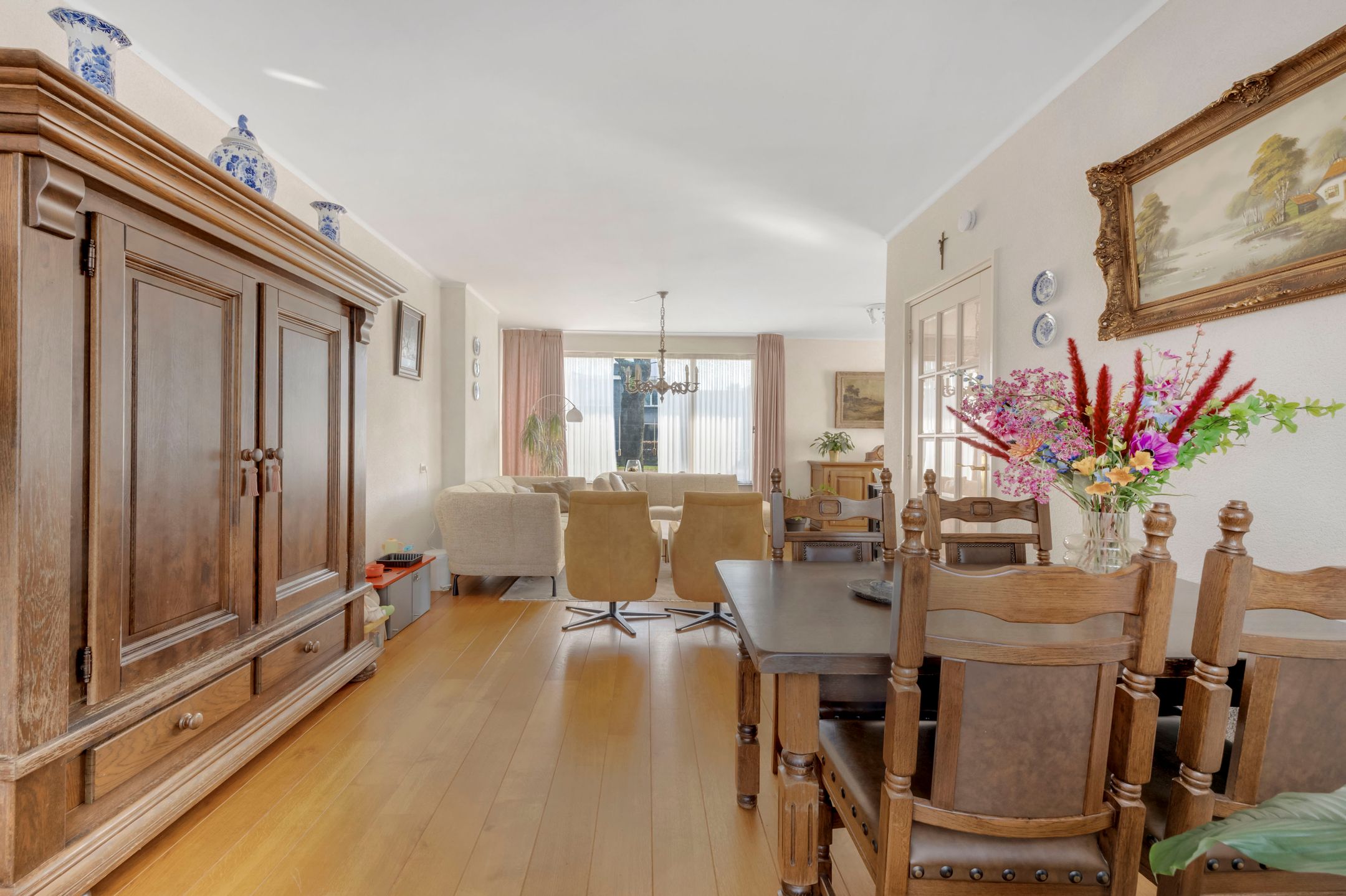Spacious semi-detached house with garage and four bedrooms in Veldhoven — 17