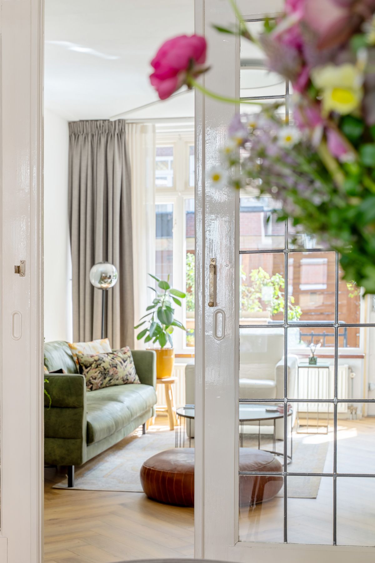 Charming Ground Floor Apartment with Deep Garden in Agniesebuurt — 37