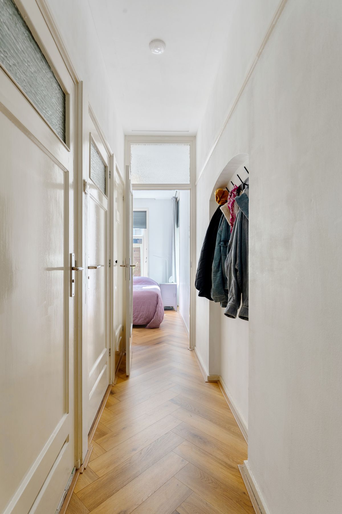 Charming Ground Floor Apartment with Deep Garden in Agniesebuurt — 33