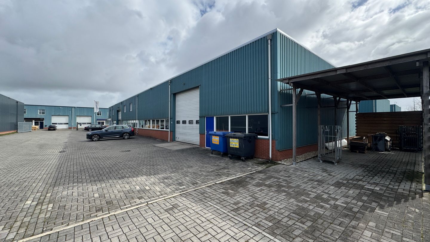 Bekijk foto 3 van Narvikweg 9-a