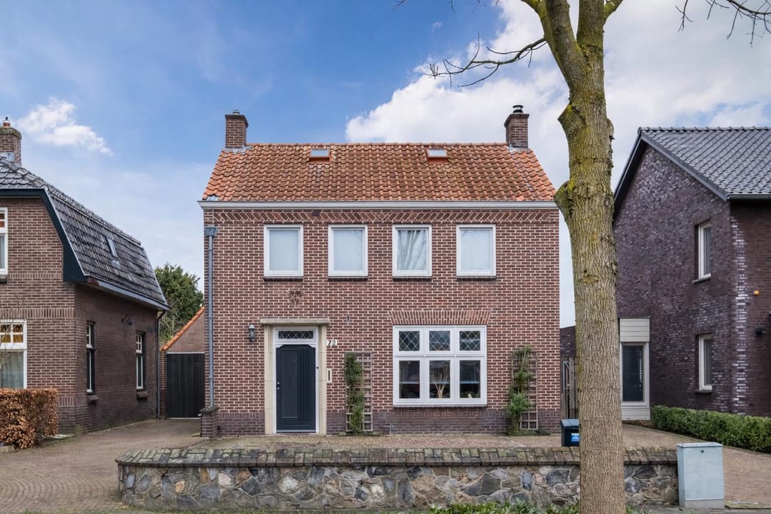 Photo 2 of Postakkers 72