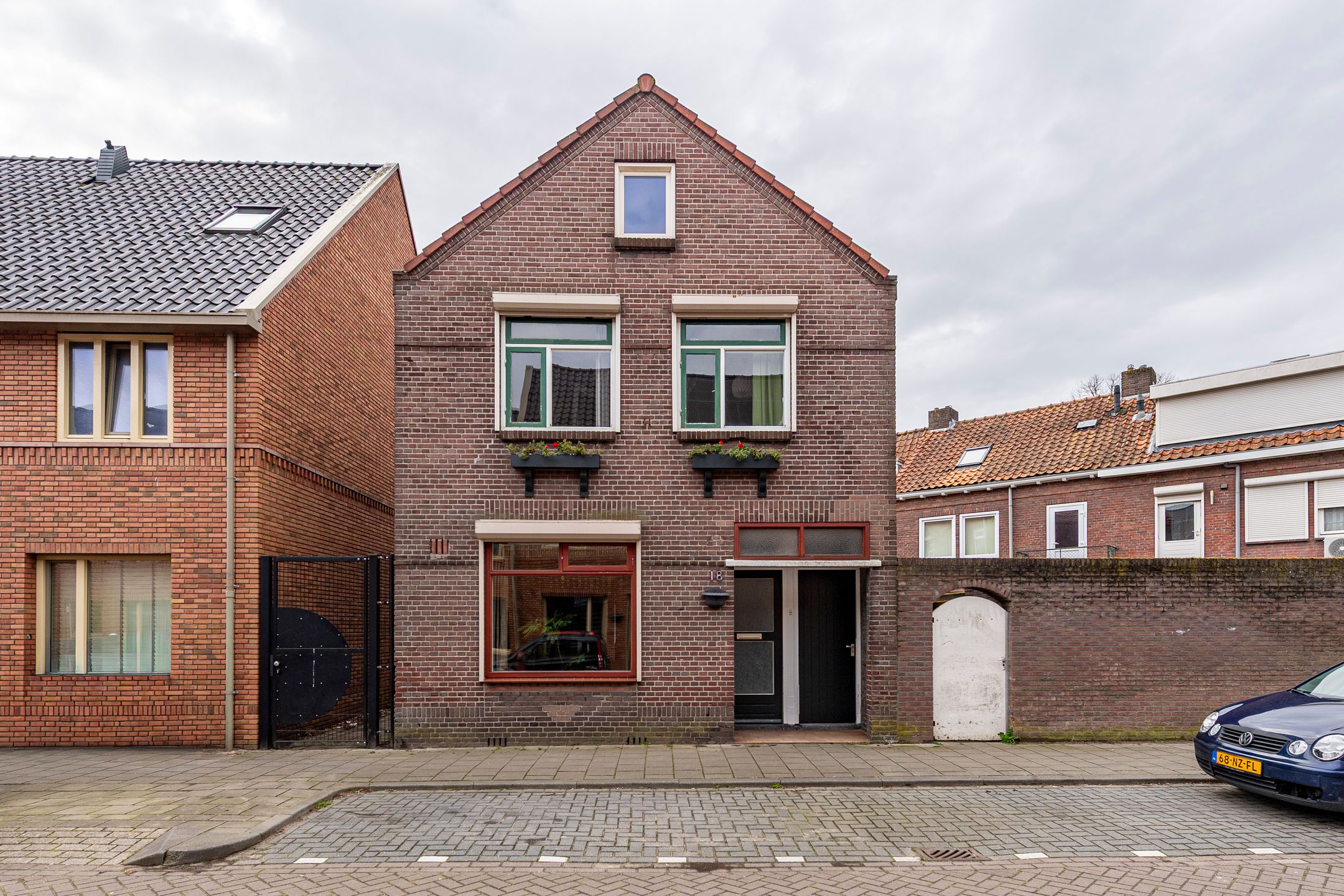 Zwaluwstraat 18 