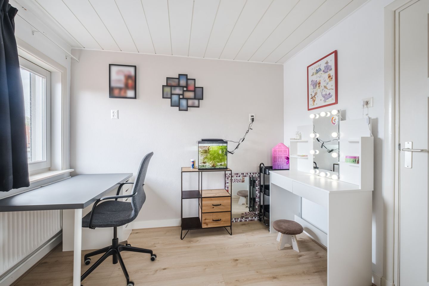 Photo 29 of Postakkers 72