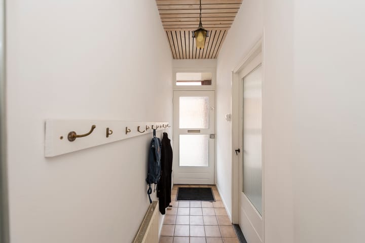 Photo 4 of Zwaluwstraat 18