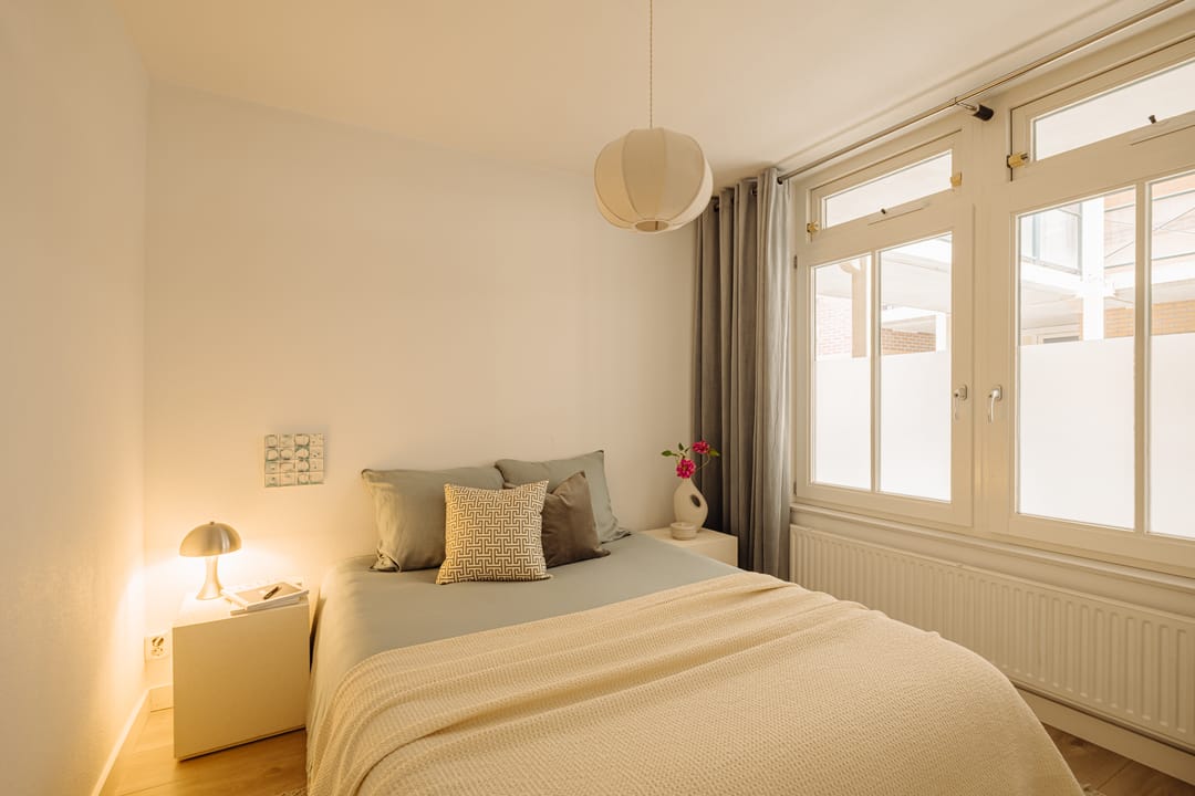Modern Two-Bedroom Apartment with South-Facing Balcony in De Pijp — 13