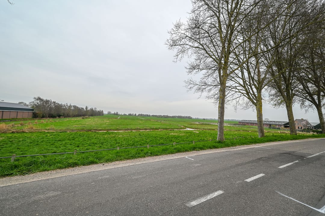 Photo 32 of Burgemeester Padmosweg 56