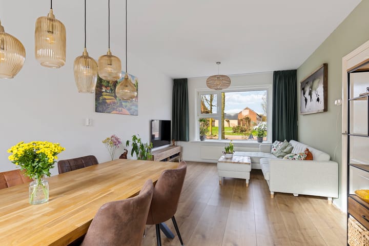 Foto 3 van Menso Poppiusstraat 4