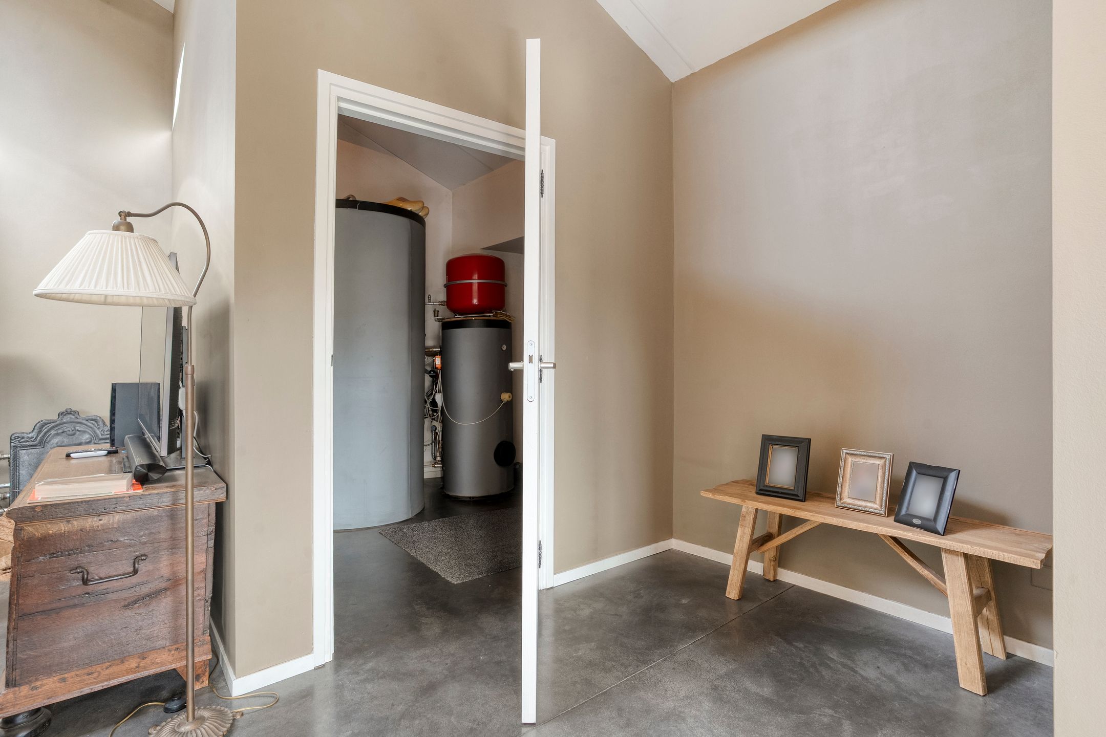 Spacious Farmhouse with Equestrian Facilities and Rural Views — 62