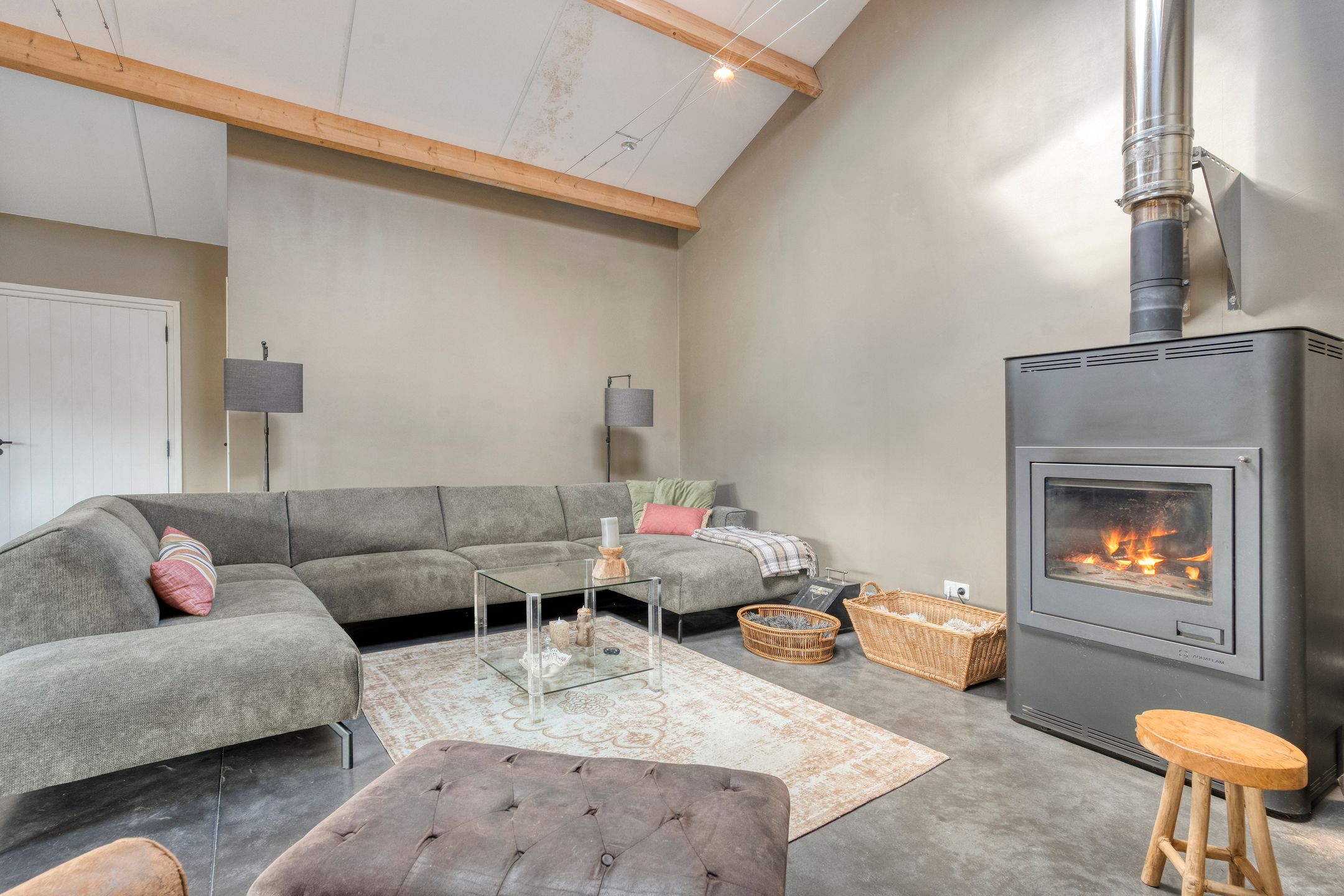 Spacious Farmhouse with Equestrian Facilities and Rural Views — 35